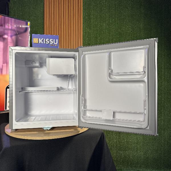 Minibar ELECTROLUX ERD50W6HRG 1.7 pies color silver