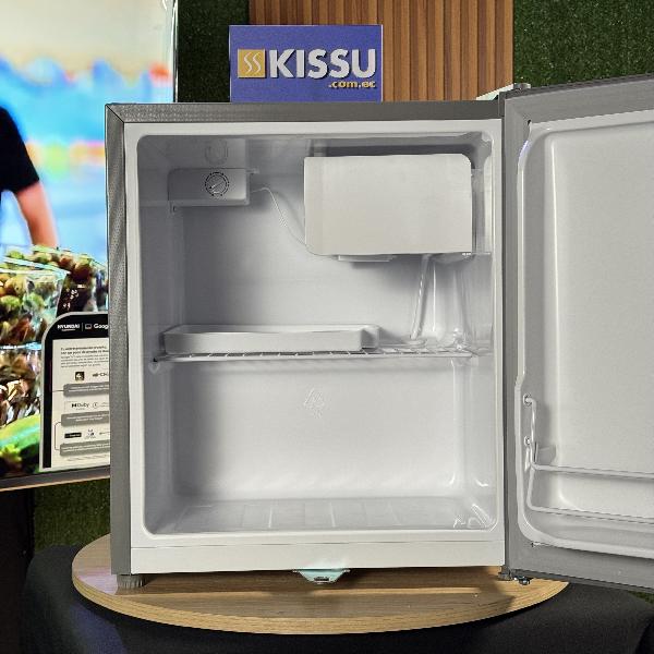 Minibar ELECTROLUX ERD50W6HRG 1.7 pies color silver