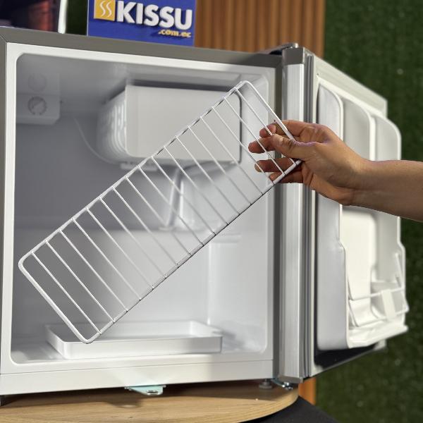 Minibar ELECTROLUX ERD50W6HRG 1.7 pies color silver